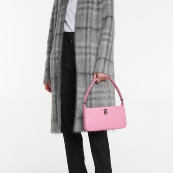 Burberry TB bag leather handbag
Never worn, with tag - Picture 1 of 9